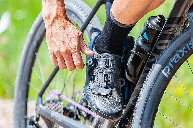 Shimano SH-RX800 Gravel Racing Shoe 3 Shimano SH-RX800 Gravel Racing Shoe - Image 3